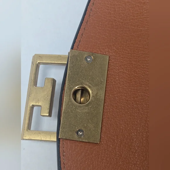 Givenchy GV3 Nano Mini handbag - Picture 7 of 10